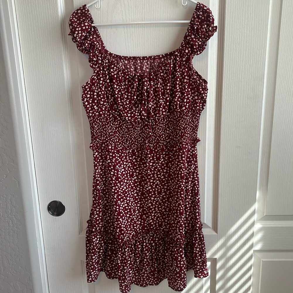 Chic Burgundy Ruffle Dress